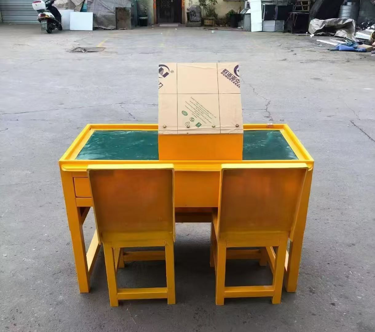 沅江防静电导通桌井下煤矿火工品发放桌：危险品流转的安全守护者
